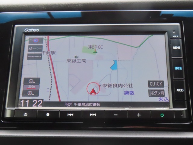 【 ホンダ純正ギャザズ・VXM-215Ci 】ホンダ純正の7インチメモリーナビが装備されています。