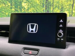 【9インチ　ホンダコネクトディスプレイ】視認性の高い大画面ディスプレイでナビの使用や、お持ちのスマートフォンと連携したbluetoothでの音楽再生が可能です♪
