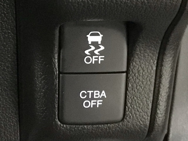 【あんしんパッケージ】追突軽減ブレーキのCTBA（シティブレーキアクティブシテム）＆6エアバッグ（運転席、助手席、サイド、サイドカーテンエアバッグ）搭載です！