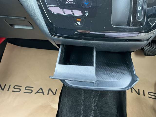 引き出して使えるドリンクホルダー！