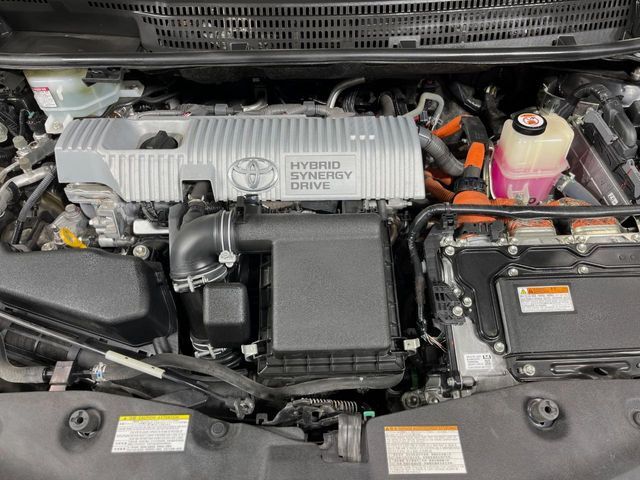 親切・丁寧な専門メカニックスタッフが応対！・車検・点検整備・事故等の修理などアフターサービスも安心。お車のカスタマイズもネクステージのサービススタッフまでご相談ください！