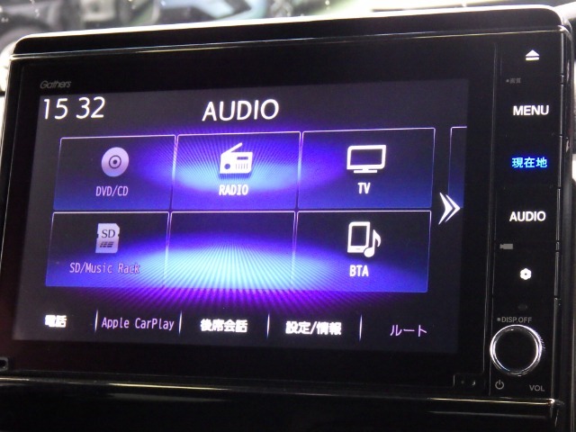 ナビゲーションももちろん装備☆多彩な機能で快適ドライブをアシスト☆オーディオ機能も充実していますね☆
