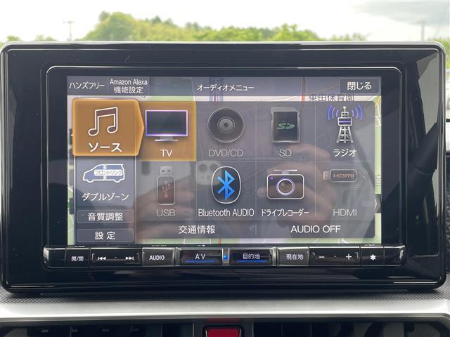 こちらオーディオ周りの写真になります。動作確認済みです。詳しい機能に関しましては装備欄を確認ください。車によっては多機能なナビなど、充実したオーディオがついている車両もあります。