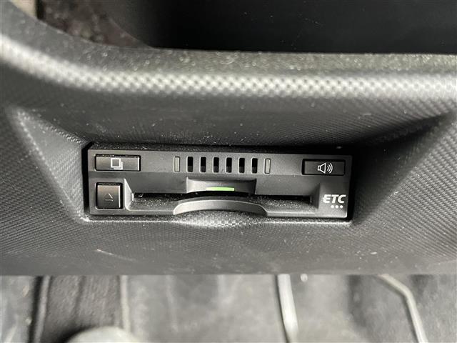 こちらETCの写真になります。動作確認は問題ございません。ご安心ください。また、価格には自信がありますので、是非ご来店をおすすめいたします。ご予約お待ちしております！