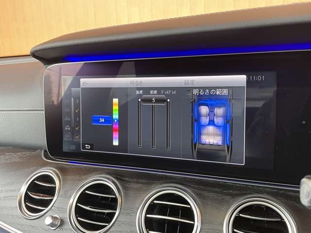 ご遠方の場合でも、下取り車両の金額を概算でお出しすることは可能でございます。車検証をお手元に、走行距離をご確認の上お問い合わせくださいませ。