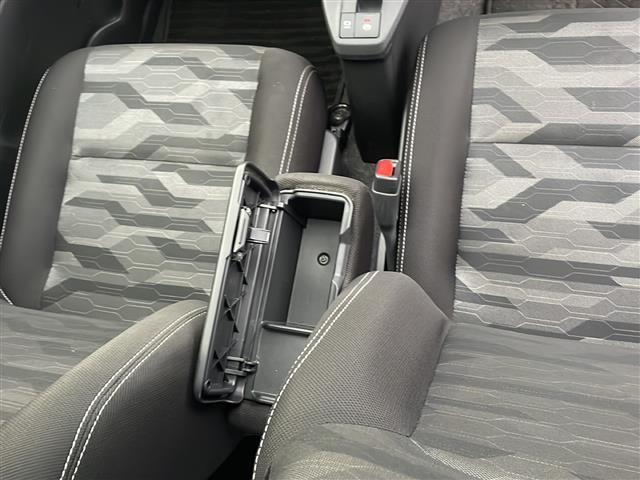 店舗にて現車の確認もいただけますので、お電話で在庫のご確認の上是非ご来店くださいませ！！！