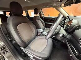 リベラーラでは、通常のオートローン（最長120回払い）の他にも「買取保証型プラン」や「残価設定プラン」など、様々なお支払プランをご用意しております。