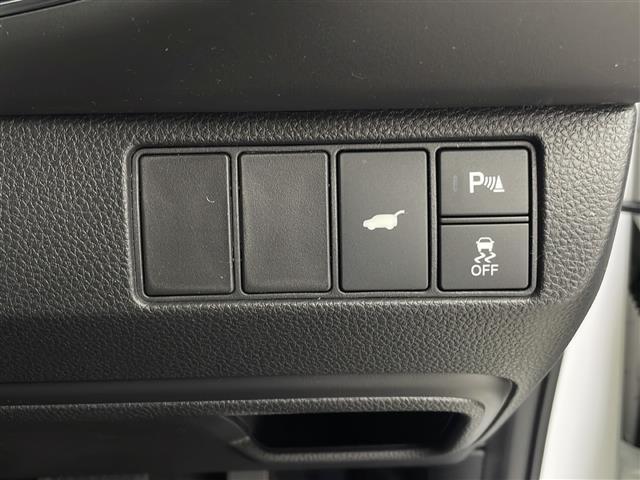 【運転席操作部】快適なドライブを楽しむための機能が装備されています！運転席から触れるので、使いやすいです！除菌プランいれていただくと、さらに清潔で安心していただけます！