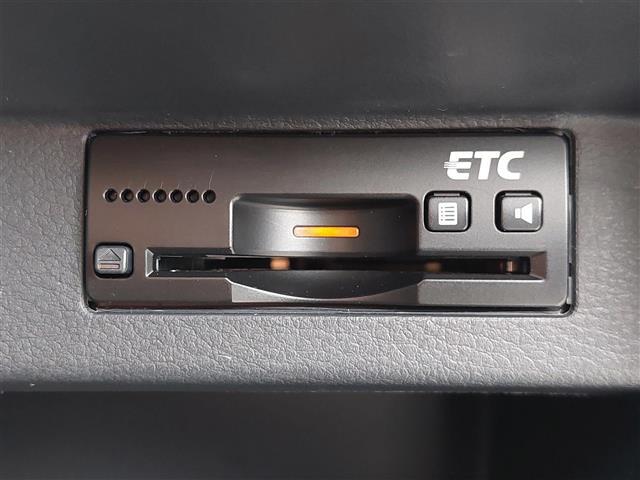 ☆ガラスコーティング、ナビゲーション、ETCなど、その他のパーツの取り付けお見積もりのご相談も承っております！！クルマのこと何でもお任せください！
