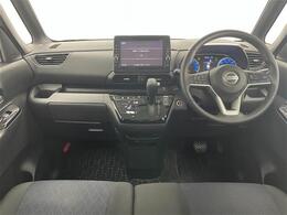 【インパネ全体】全方位で視界が広く、高い目線で運転もしやすいです！