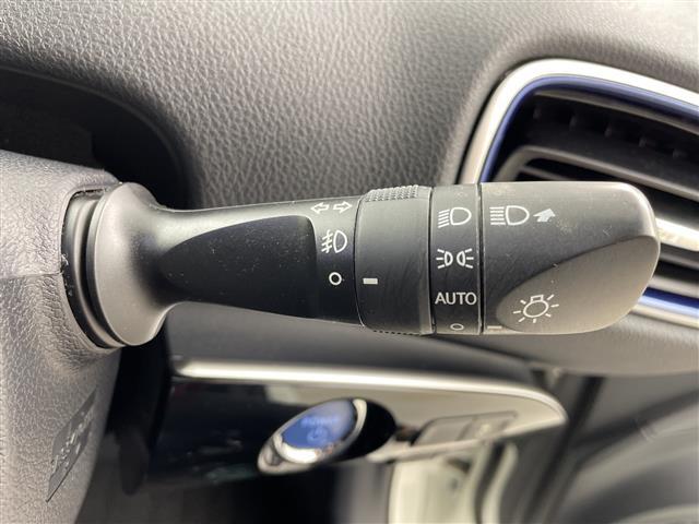 【運転席操作部】快適なドライブを楽しむための機能が装備されています！運転席から触れるので、使いやすいです！除菌プランいれていただくと、さらに清潔で安心していただけます！