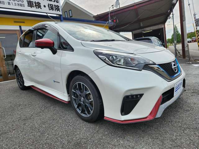 有馬街道沿い・五社北交差点の角が当店の場所です！