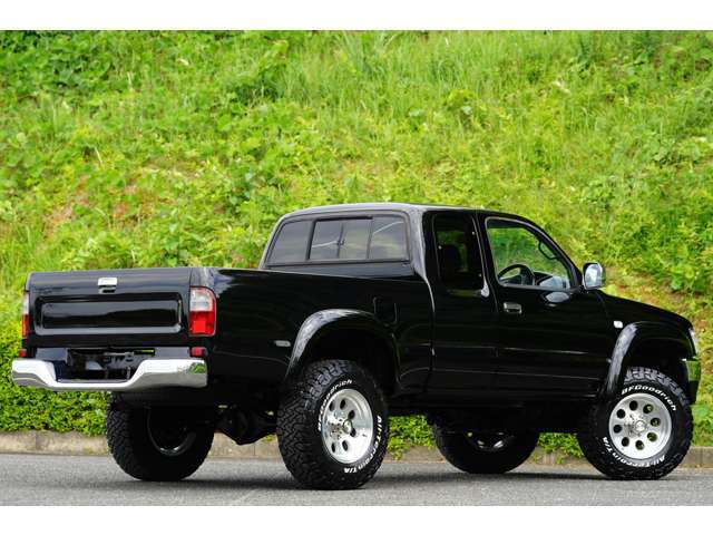 ★ブラック全塗装・★JIMLINE TYPE-2ホイール新品・BF Goodrich ALL TERRAIN T/A KO3タイヤ新品・シートカバー新品・リアバンパー新品・サイドマーカー新品・ヘッドライト新品★
