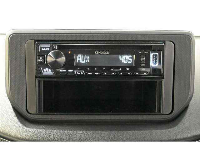 オーディオ 装備（ KENWOOD製CD/USBレシーバー ： RDT-211 ）