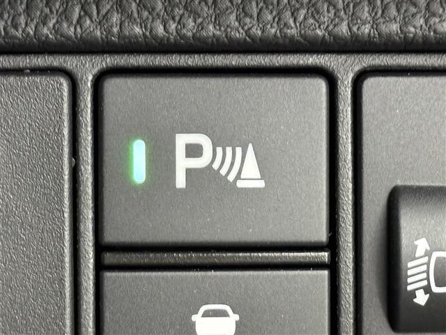 【運転席操作部】『運転席周辺の装備』の画像になります。快適なドライブを楽しむための機能が装備されています！運転席から触れるので使いやすいです！