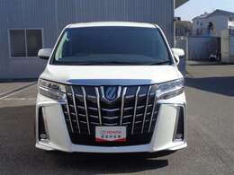 トヨタ認定中古車の3つの安心付きです。1.まるごとクリーニング済み2.車両検査証明書3.ロングラン保証