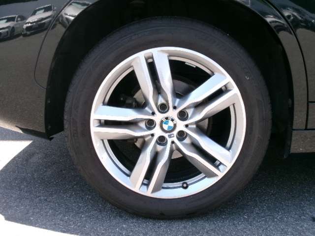 BMWライフにさらなる安心と笑顔をお届けする、BMW自動車保険もございます。試算などお気軽にご相談下さい。