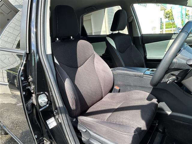 座り心地が良いシートなので長時間の運転でも快適にお過ごしいただけます。新品のフロアマットのご注文も可能です。掲載箇所以外にご希望の写真がございましたらお気軽にお問い合わせ下さい。