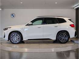 ☆BMWは自動車メーカーとしてのアイデンティティ…BMWらしさを守るため頑なに前後重量配分50:50にこだわり続けています☆