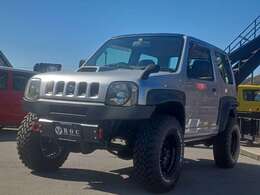 アウトドア好きな方にはたまらないジムニー♪店の場所がわかりにくいとの声がございましたので画像の最後に道案内を入れております。ぜひご覧ください。