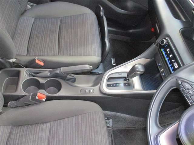 たくさんの下取車が入るからいつも新鮮な品揃え♪