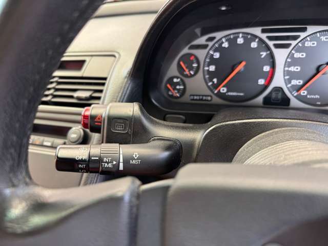 運転席周りの状態になります！！ルームクリーニング済みです！