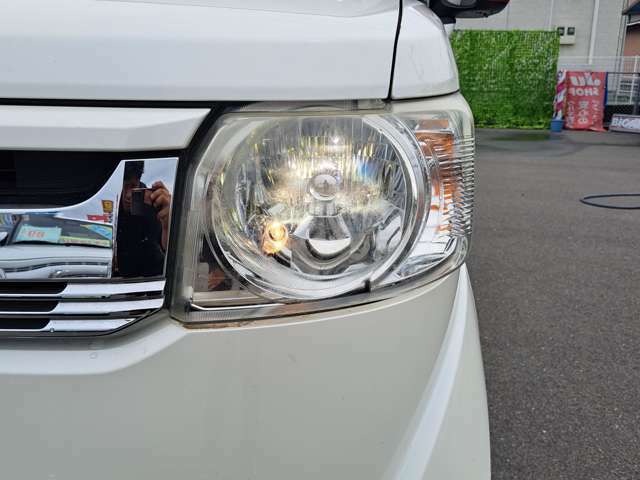 HID・LEDに変更やヘッドライト黄ばみ取り、ライトコーティング等お気軽にご相談ください。とびきりフレッシュ　フレスカー