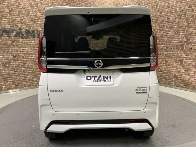 ■皆様に支えられて創業67年■創業67年は信頼と実績の証です。「クルマを通じて笑顔と元気をお届けします」をキャッチコピーに、一人でも多くの方にお車をご提供できるよう、品質と価格には徹底追求いたします。