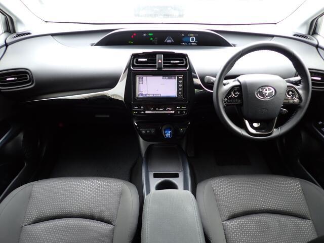 オリックス認定中古車は外部機関AISの厳格な検査を全車実施し修復暦が無く状態の良い車両を厳選しておりますので安心してお買い求め頂けます！　保証も充実で安心！