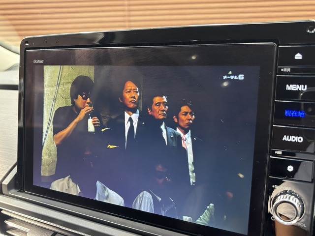 大画面9インチでフルセグTVも視聴できます★