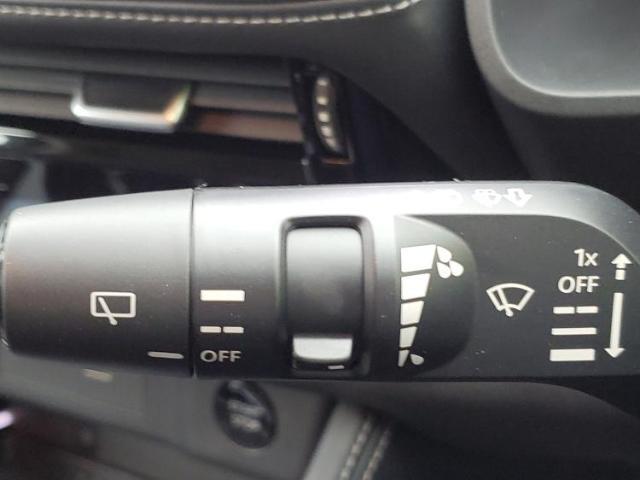 お車に合わせて無料保証以外にも、保証範囲、期間、距離を拡充させた有料保証もご用意しております！中古車の購入が初めてで不安・・・というお客様もご安心ください！