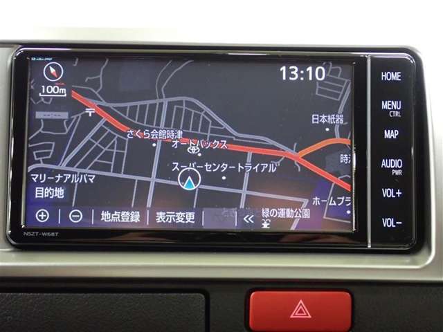 フルセグ地デジチューナー内蔵、旅行などの時も安心のナビ装備！迷うことなく楽しい思い出が作れます