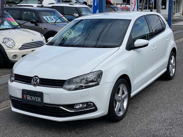 外装は、専任のスタッフが真心込めて丁寧に艶出し施工済みです。中古車とは思えない程に、ピカピカに仕上がっております。納車時には更にきれいにいたします。