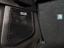 高性能スピーカーx9、フレッシュエアサブウーファー*、セレクタブルサウンドモードを搭載。ボーズのプレミアムサウンドをお楽しみいただけます。