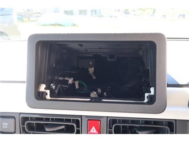 オーディオレス車です。ナビの取り付けもお任せください！