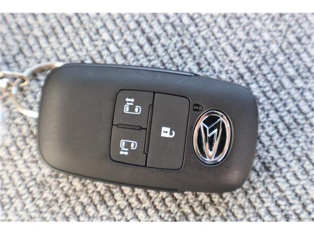 いまや必須のスマートキーも装備！施錠、解錠、エンジンスタートも身につけているだけで可能です！