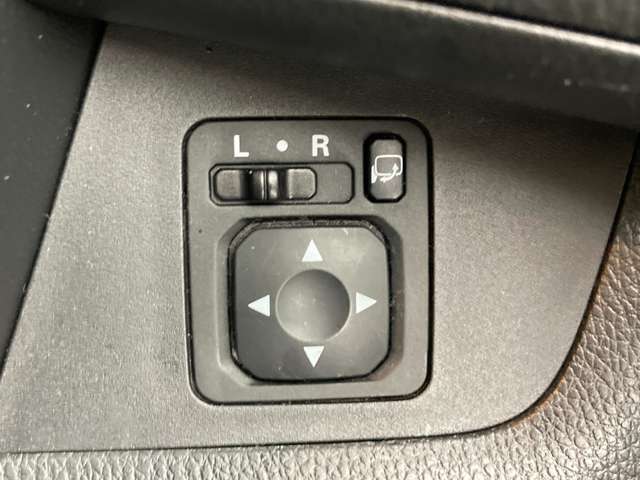 各種スイッチ類（使用の用途はスタッフにご質問下さい）