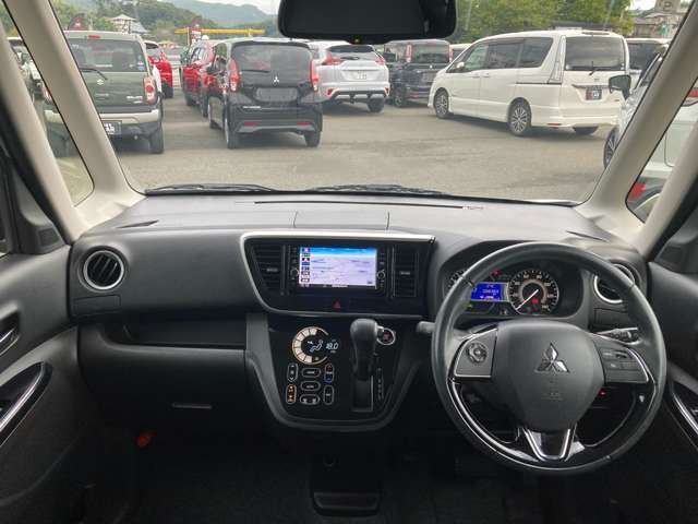 インパネ周りも清掃済みです。気になる点がございましたら気軽に声をお掛け下さい。