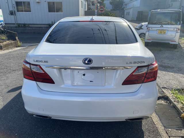 遠方の方でも弊社指定の陸送会社にて『ご自宅』まで納車が可能！お住まいの地域により料金が変動致しますので詳しくはお問合せ下さい！