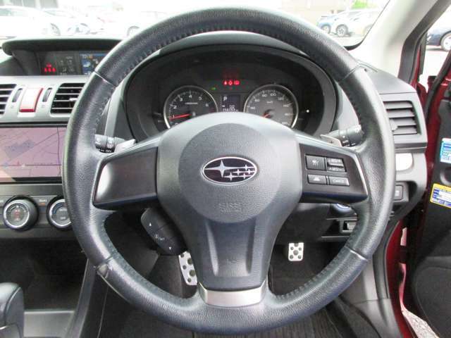握りやすいハンドルで快適に運転が可能です！