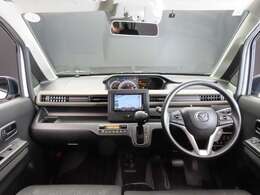 キレイに乗られている室内。ぜひ実際にお座りになって、お確かめください。