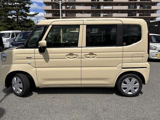 【軽の森富田林店】に掲載されていないお車でも、ご希望の車種やお好みの色・グレードを仰って頂いたらお取り寄せも可能です！ お気軽にご相談下さいませ★