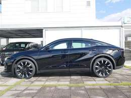 弊社専任のスタッフによるまるまるクリンを実施。