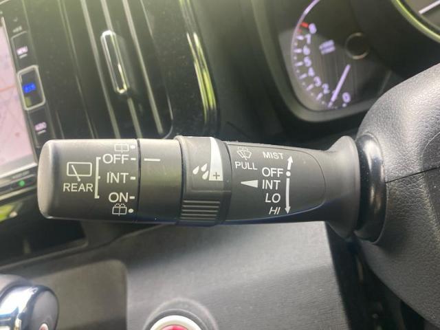 国産車から輸入車まで多様なお客様のニーズのお応えできるように、全国規模で豊富な在庫展開！車のことならWECARSへ！