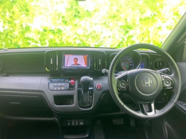 今の愛車いくらで売れるの？他社で査定して思ったより安くてショック・・・そんなお客様！是非一度WECARSの下取価格をご覧ください！お客様ができるだけお得にお乗り換えできるよう精一杯頑張ります！