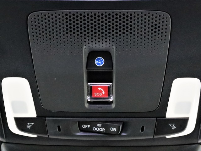 日々の安心・安全と快適・便利を提供する機能を備えた「Honda CONNECT」。24時間365日お客様とつながることで、安心・ストレスフリーなカーライフを実現します。