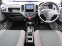 車内は専門業者にて室内クリーニング施工済みなので、大変清潔です。オリックス自動車ではみなさまに快適なドライブをお約束します。