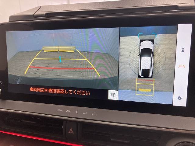 メーカーオプションの【全周囲カメラ】を装備！！