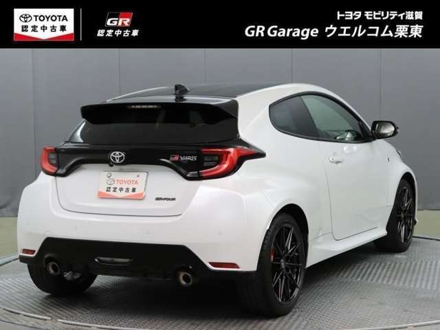 中古車の総合評価や内外装の状態などがひと目でわかるよう、トヨタ車のプロの検査員が車両状態を検査した「車両検査証明書」をご用意しています。
