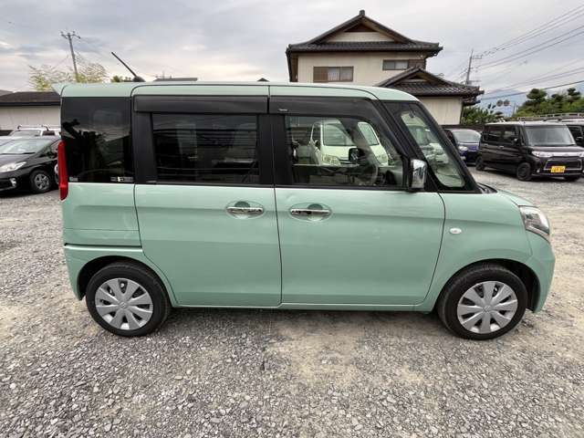 掲載後わずか1日で売れてしまう車も多いです！売約済みだとご迷惑をお掛けしてしまう為、ご来店の際は事前に　電話番号　055-298-6227へご連絡を♪